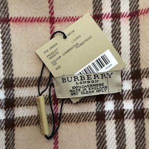 Burberry Cashmere Scarf | Never been worn! Color combination is 102 PQ Beetroot